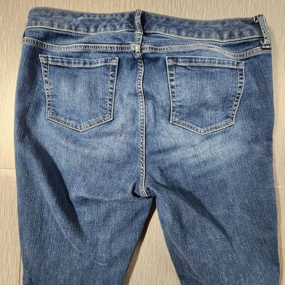 Classic Blue Denim Jeans - Picture 8 of 11